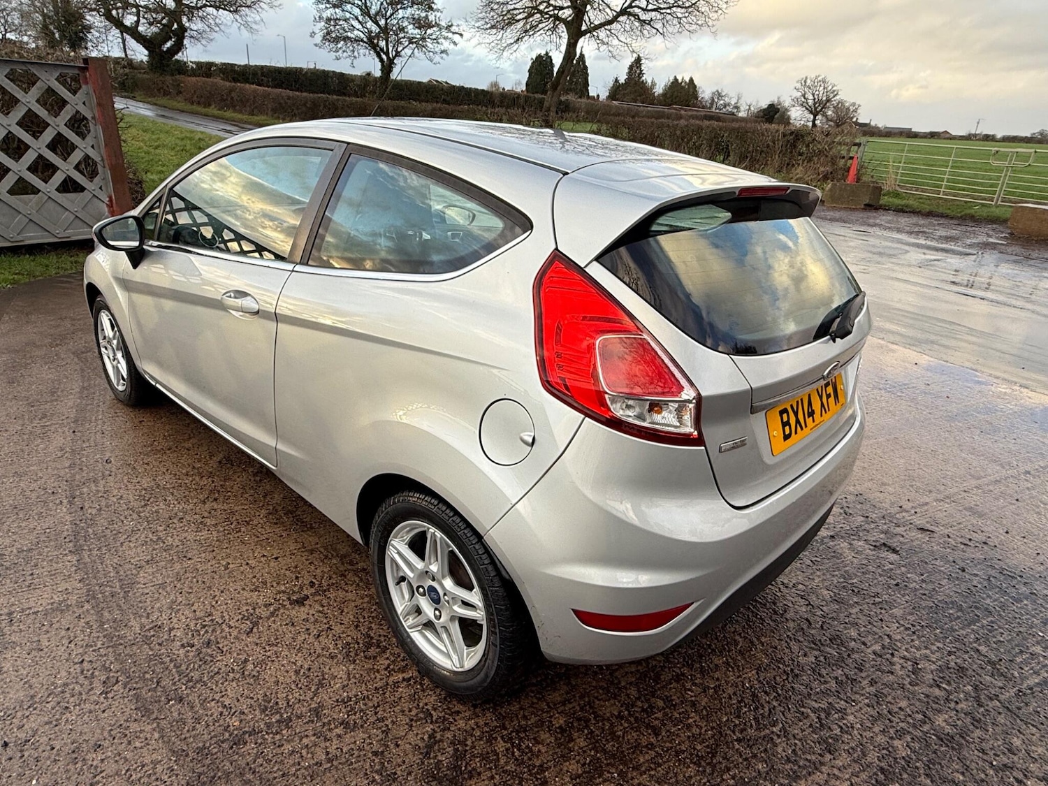 Used Ford Fiesta 2014 for sale - 77345499: Photo 9