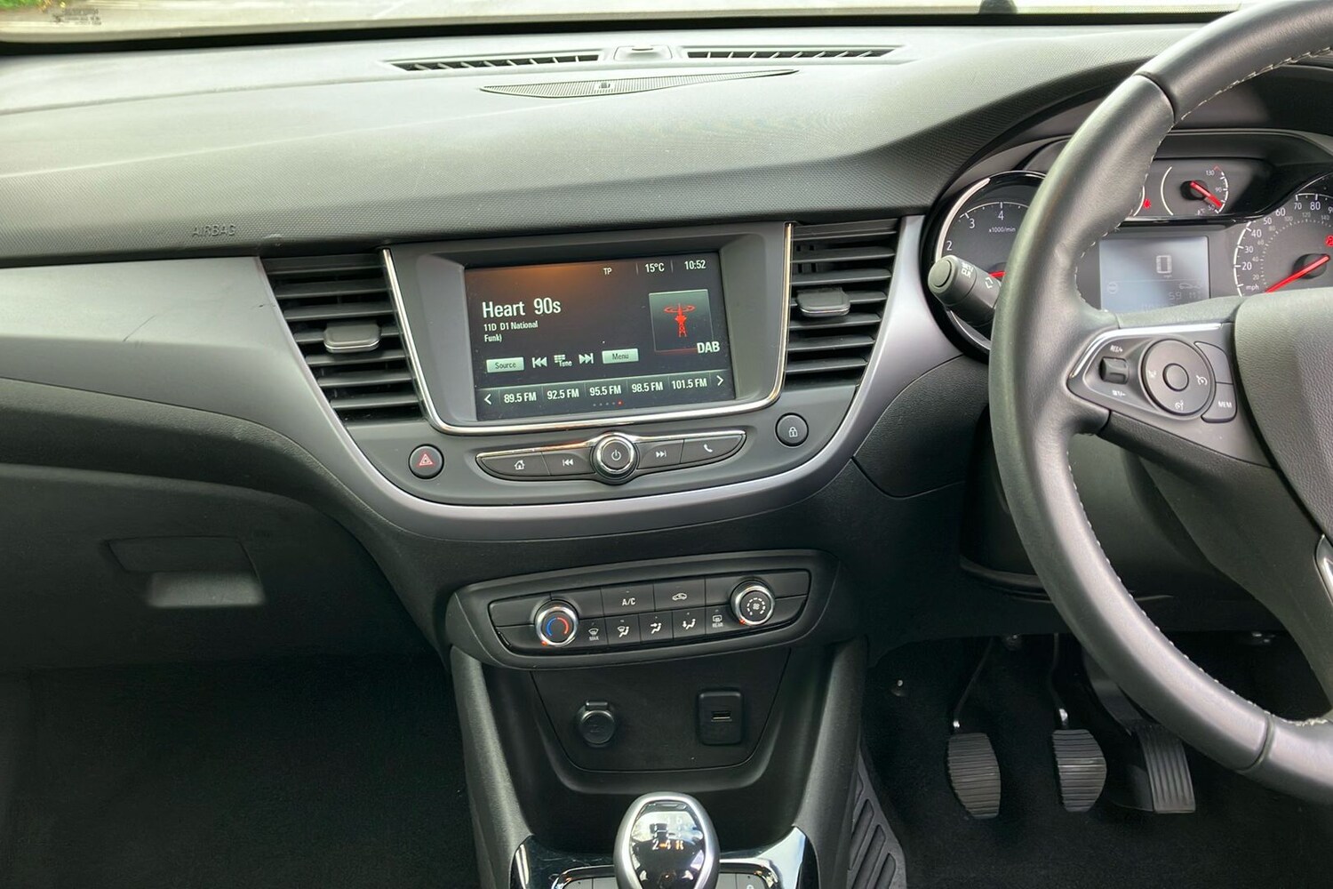 Used Vauxhall Crossland for sale - 78132140: Photo 32