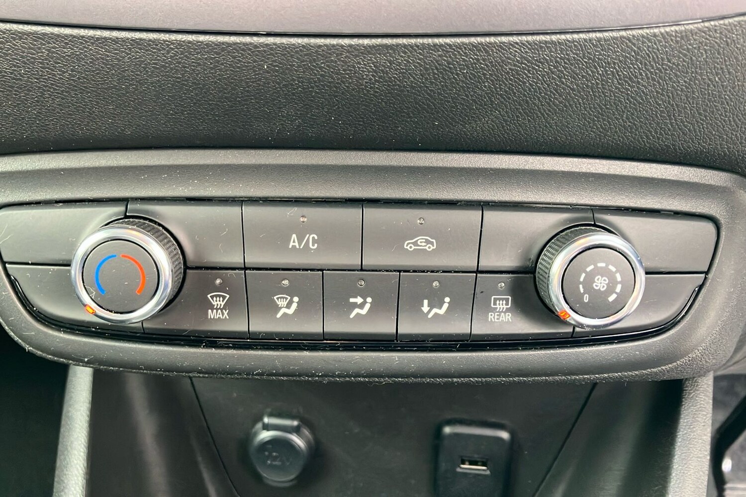 Used Vauxhall Crossland for sale - 78132140: Photo 40