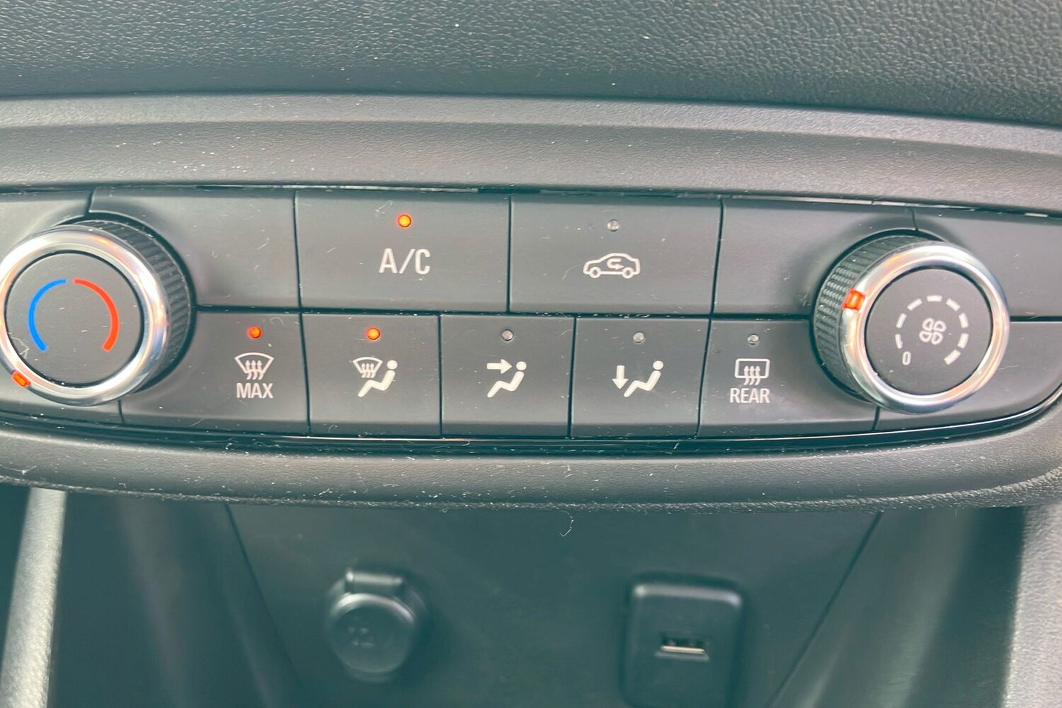 Used Vauxhall Crossland for sale - 78132140: Photo 51