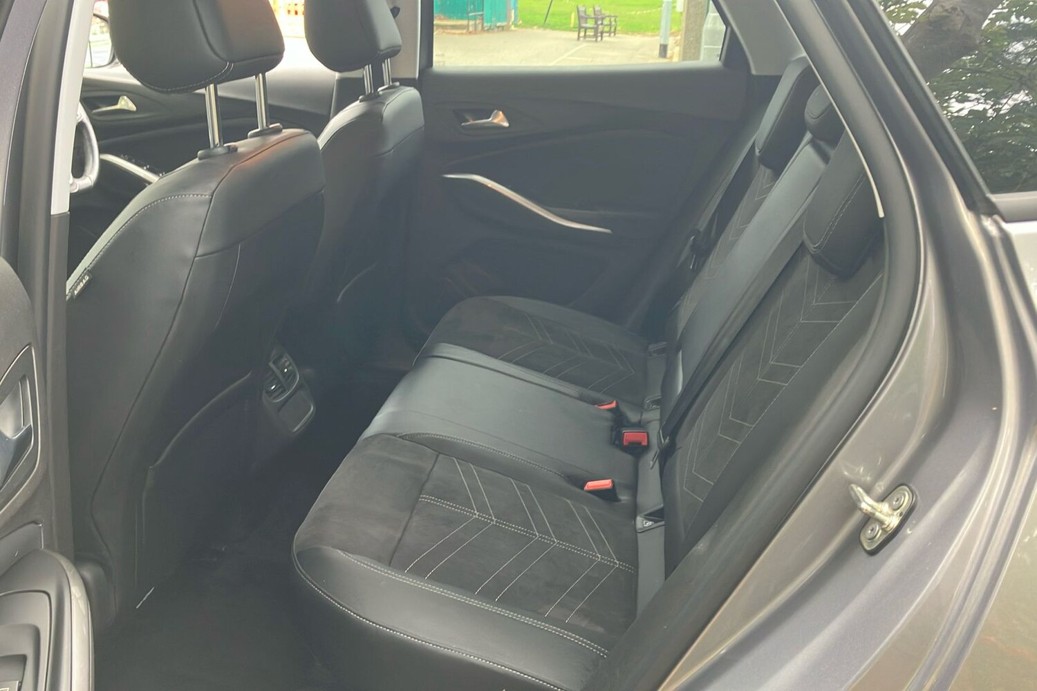 Used Vauxhall Grandland 2023 for sale - 76310337: Photo 5