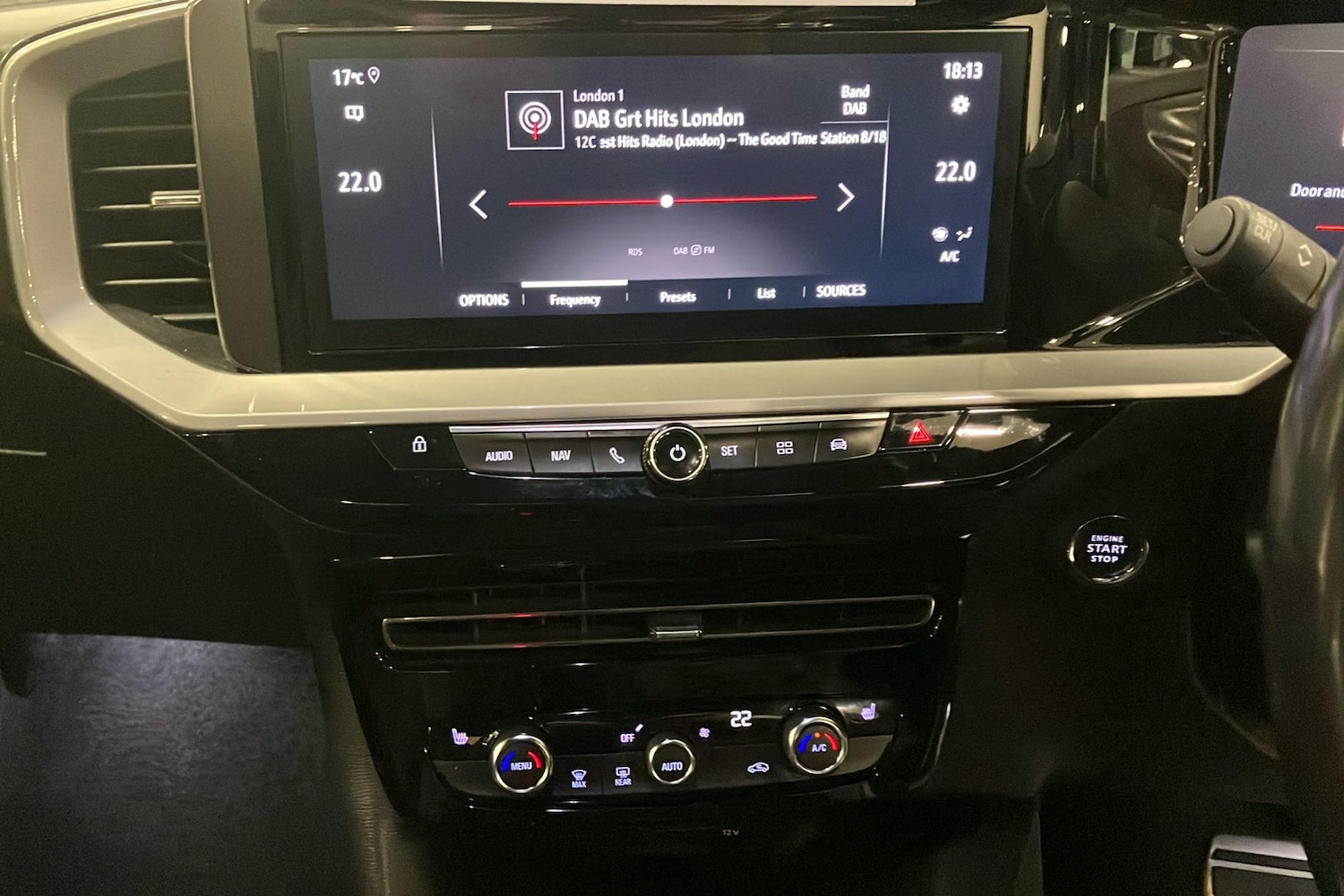 Used Vauxhall Mokka 2022 for sale - 76401558: Photo 25