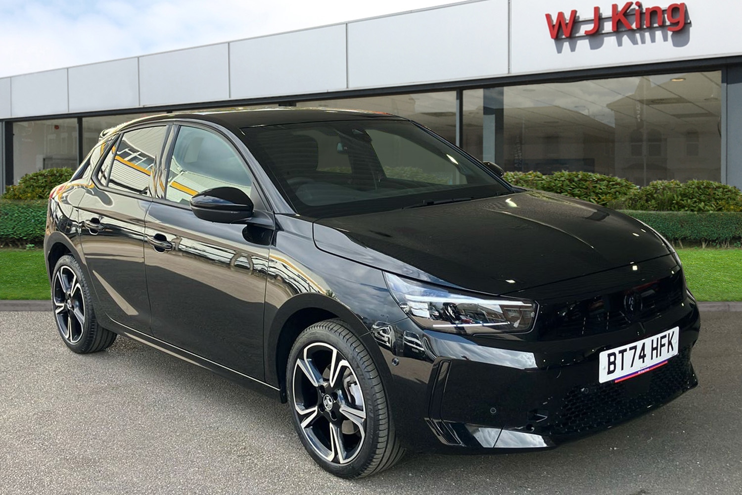 Used Vauxhall Corsa 2024 for sale - 76401621: Photo 1