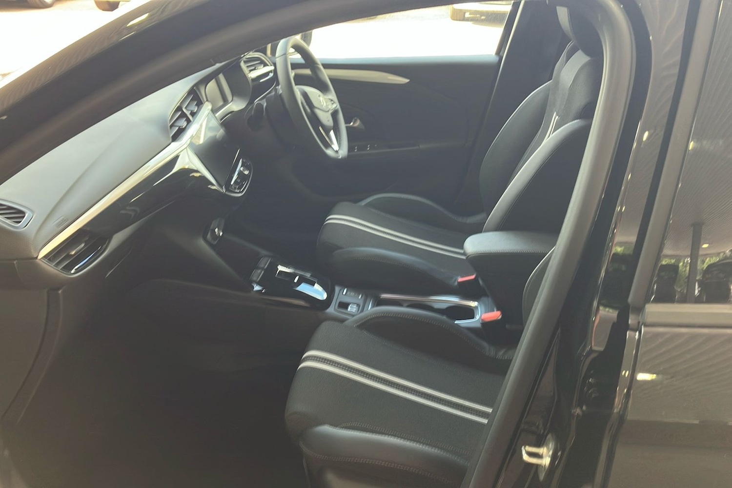 Used Vauxhall Corsa 2024 for sale - 76401621: Photo 3