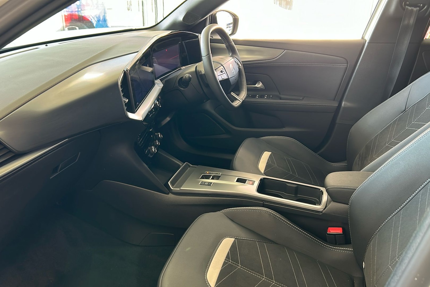 Used Vauxhall Mokka 2025 for sale - 76655715: Photo 3