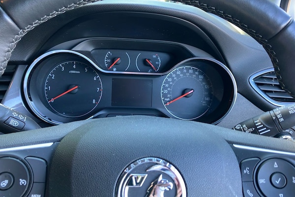 Used Vauxhall Crossland 2024 for sale - 75739749: Photo 19