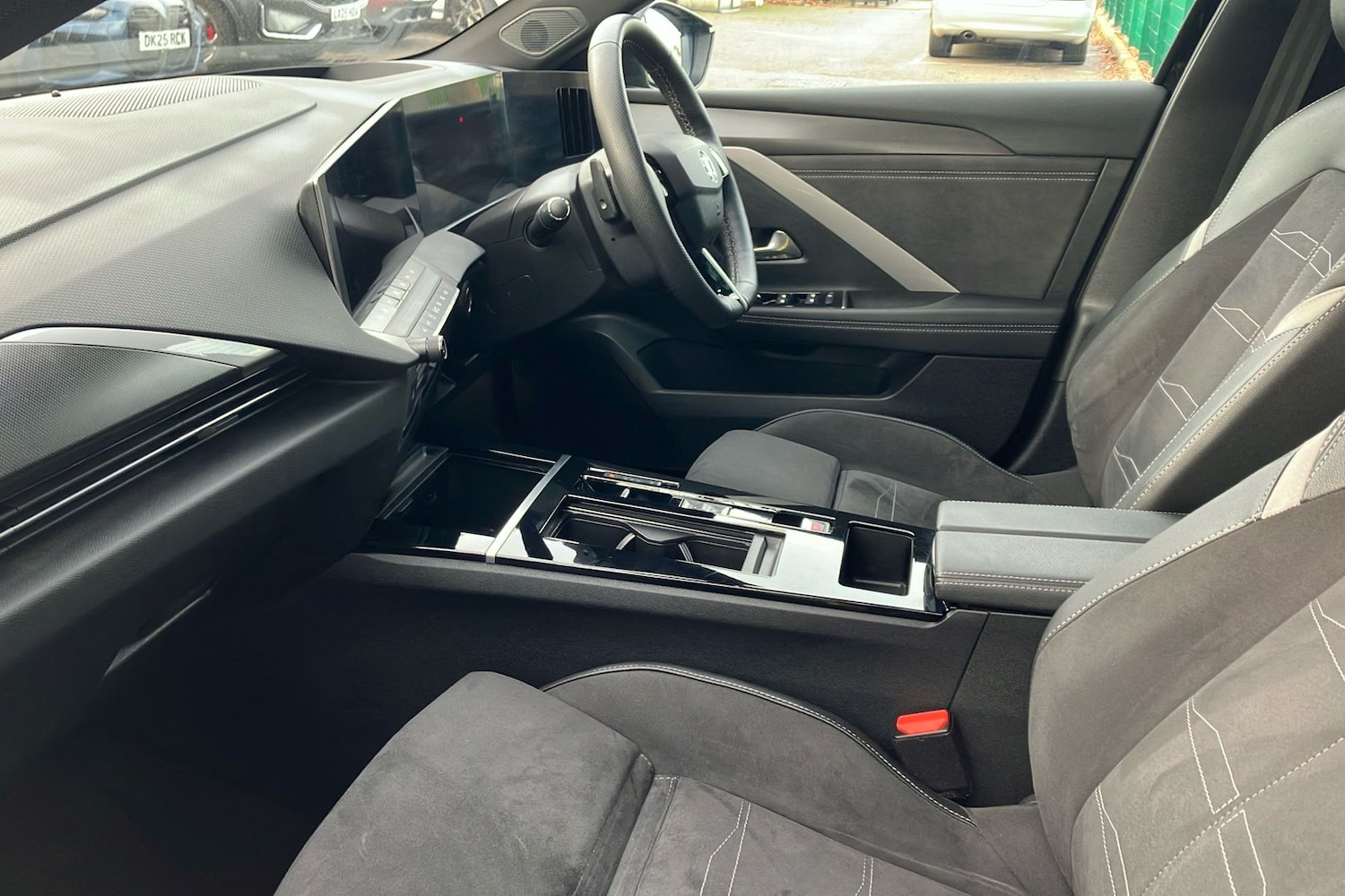 Used Vauxhall Astra for sale - 76719800: Photo 3