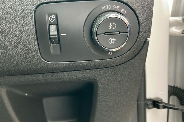 Used Vauxhall Crossland 2021 for sale - 75690182: Photo 21