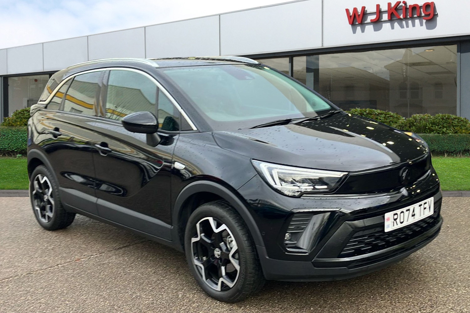 Used Vauxhall Crossland 2024 for sale - 76762872: Photo 1