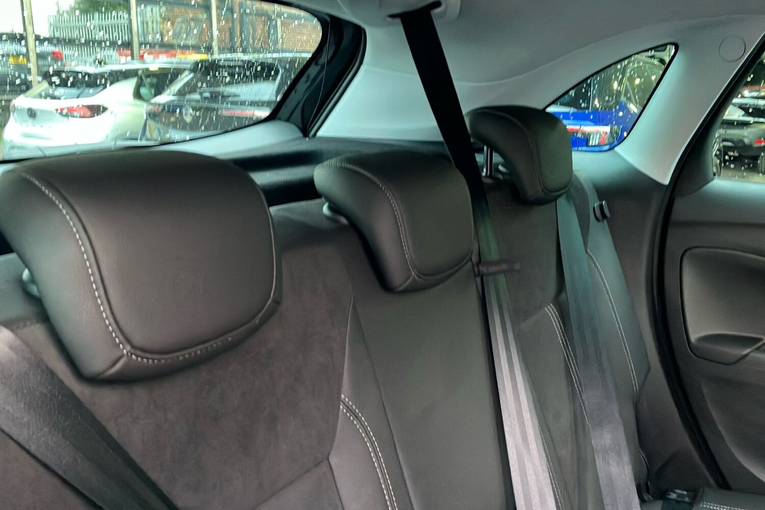 Used Vauxhall Crossland 2024 for sale - 76762872: Photo 32