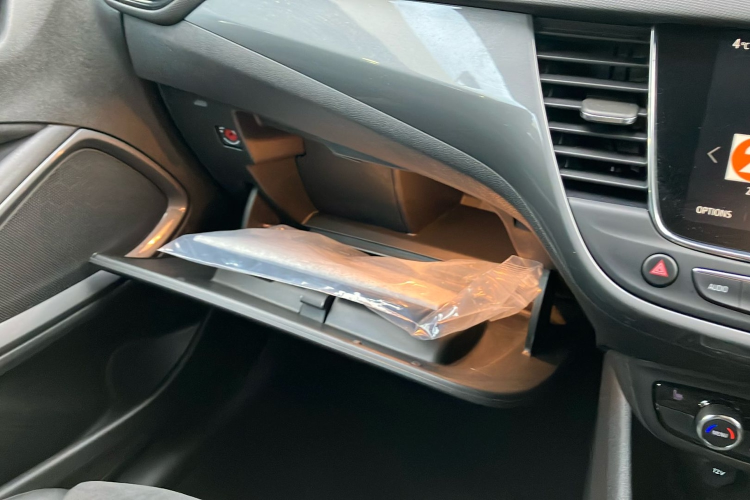 Used Vauxhall Crossland 2024 for sale - 76762872: Photo 45