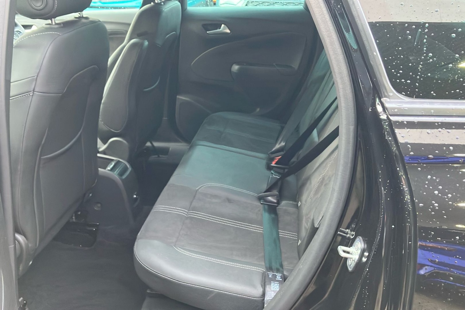 Used Vauxhall Crossland 2024 for sale - 76762872: Photo 5