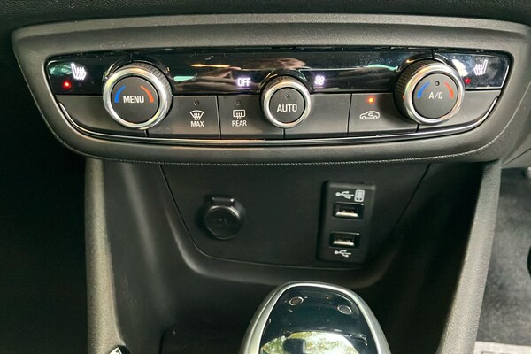 Used Vauxhall Crossland 2022 for sale - 76310343: Photo 40