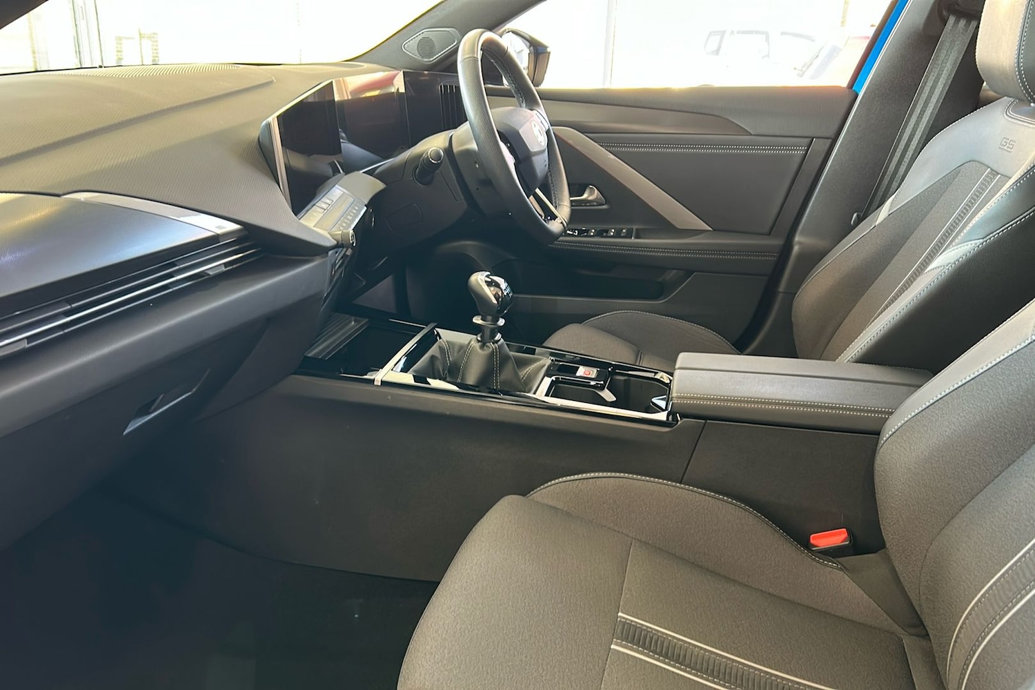 Used Vauxhall Astra 2024 for sale - 76655705: Photo 3