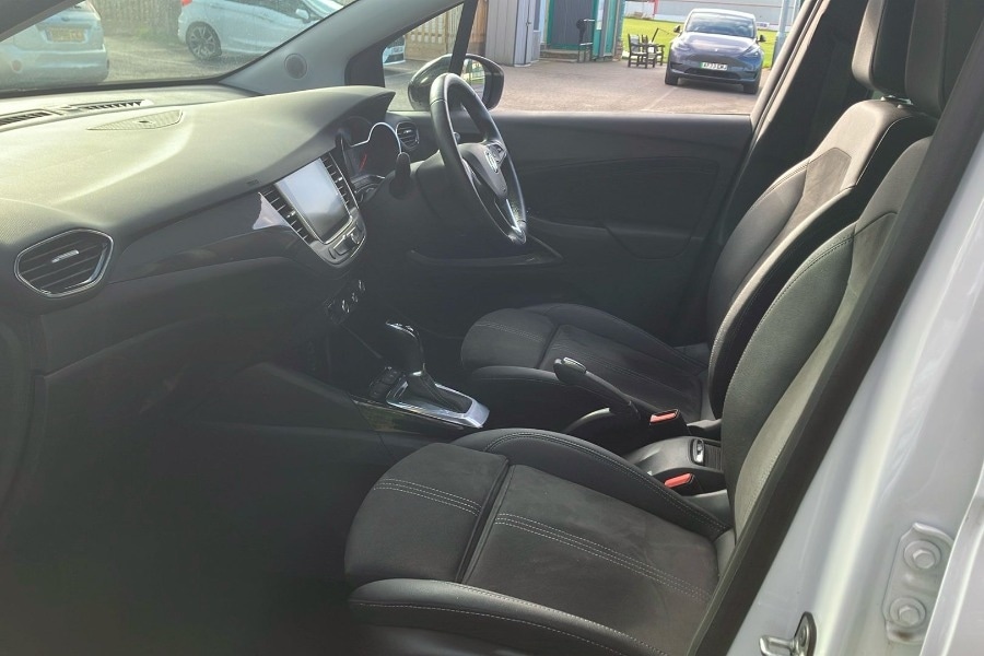 Used Vauxhall Crossland 2023 for sale - 78054101: Photo 3