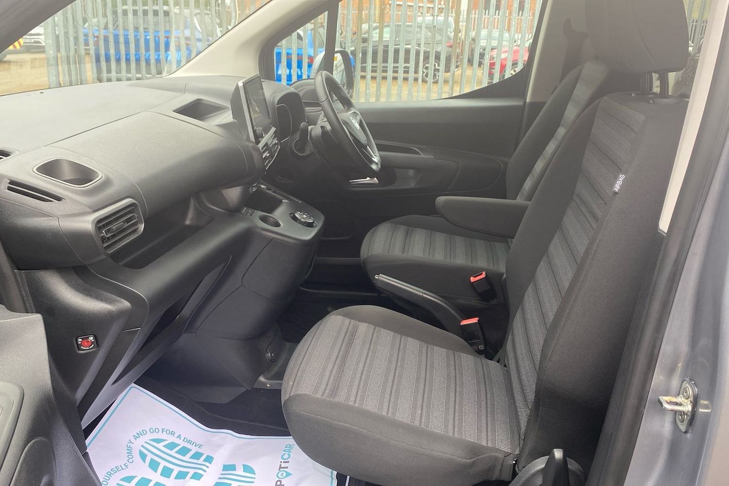 Used Vauxhall Combo Life 2020 for sale - 77579431: Photo 3