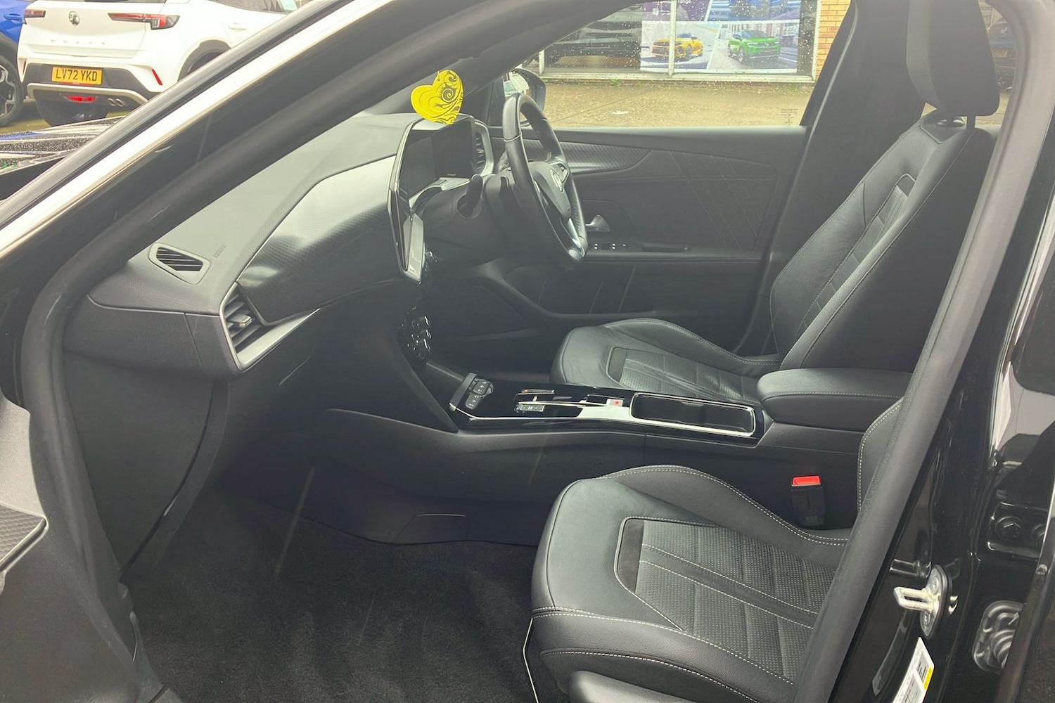 Used Vauxhall Mokka 2022 for sale - 78069833: Photo 3