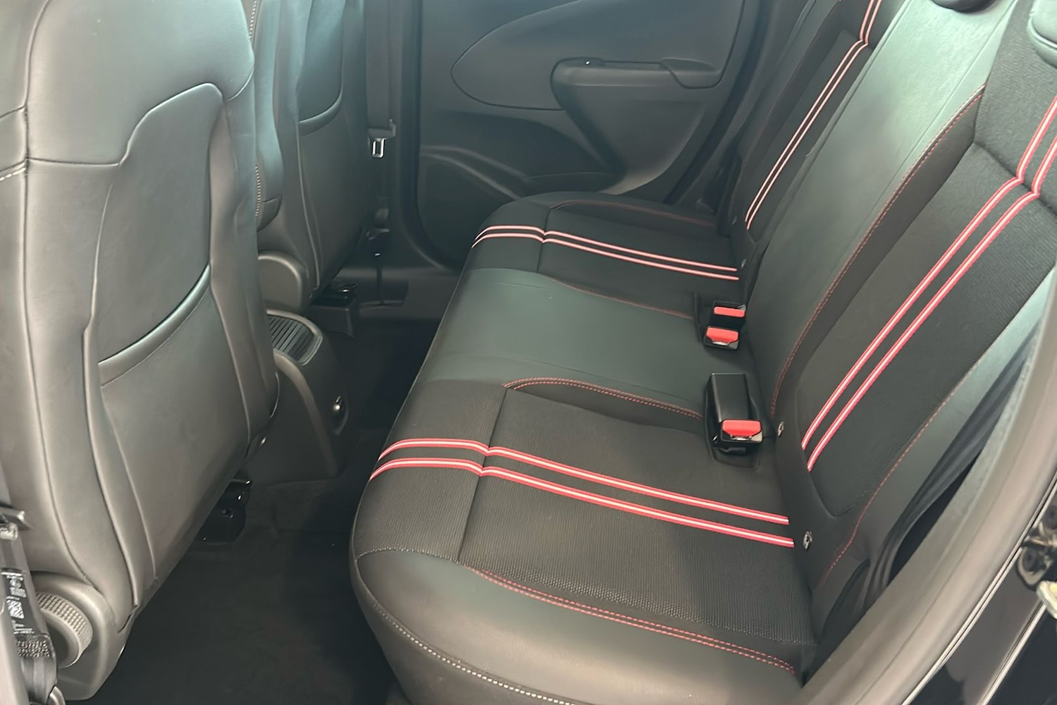 Used Vauxhall Crossland 2023 for sale - 77395105: Photo 5