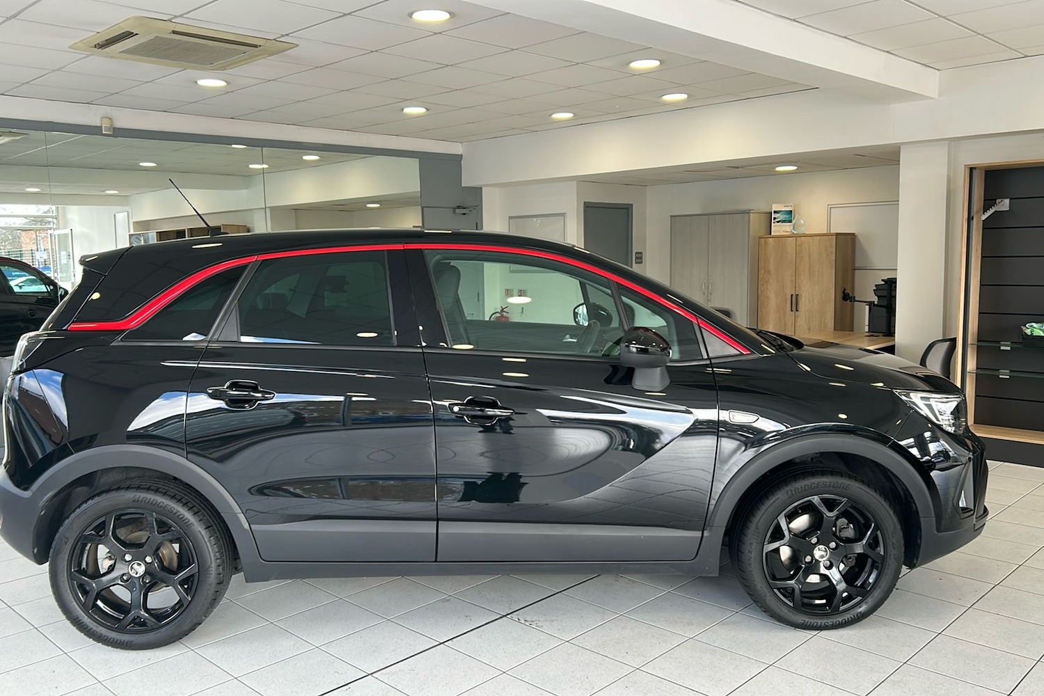 Used Vauxhall Crossland 2023 for sale - 77395105: Photo 6