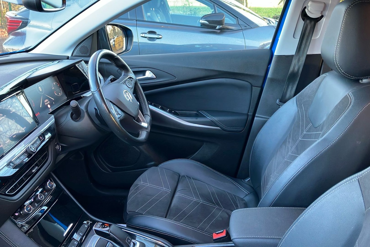 Used Vauxhall Grandland 2023 for sale - 76919626: Photo 3