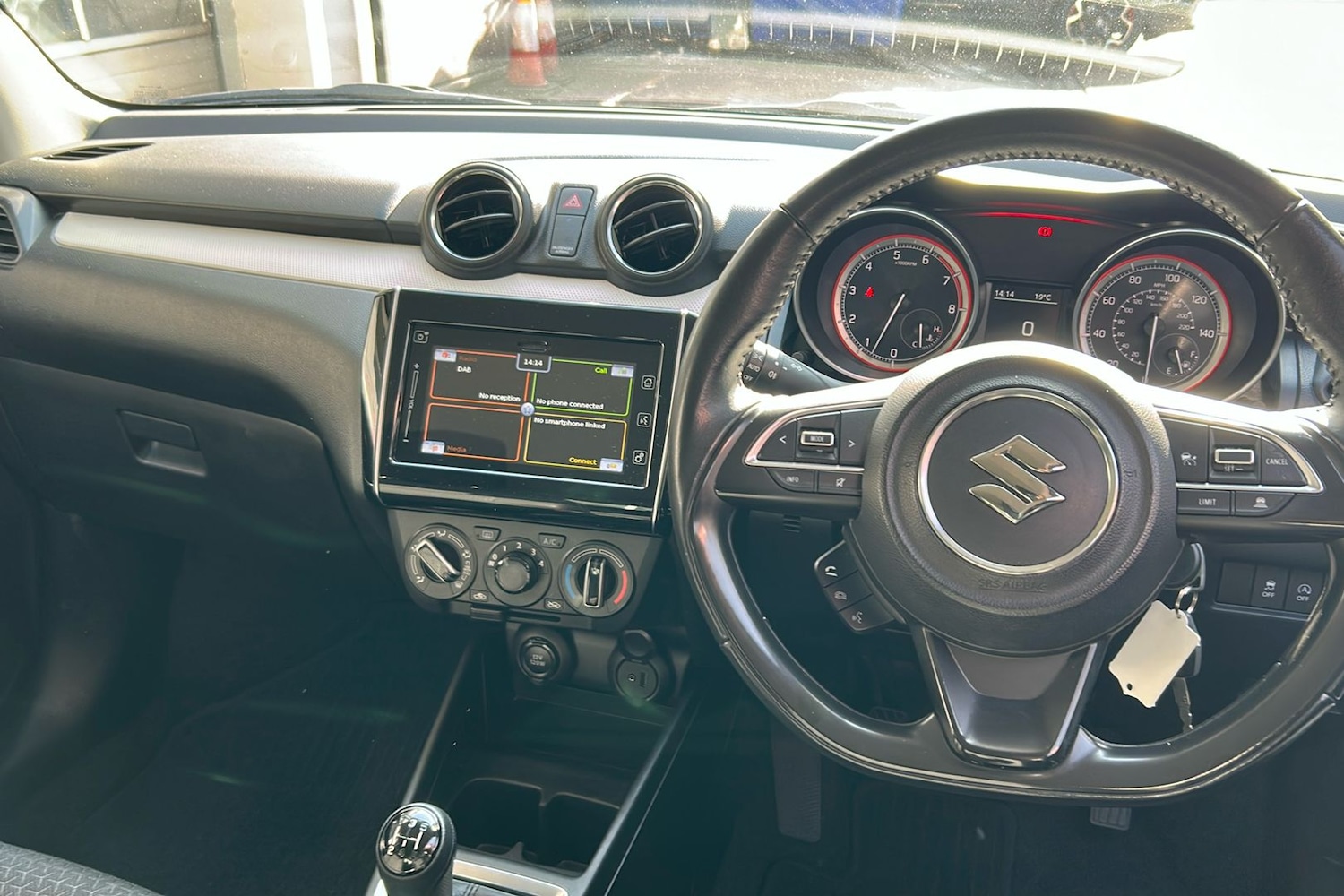 Used Suzuki Swift 2021 for sale - 76542707: Photo 32