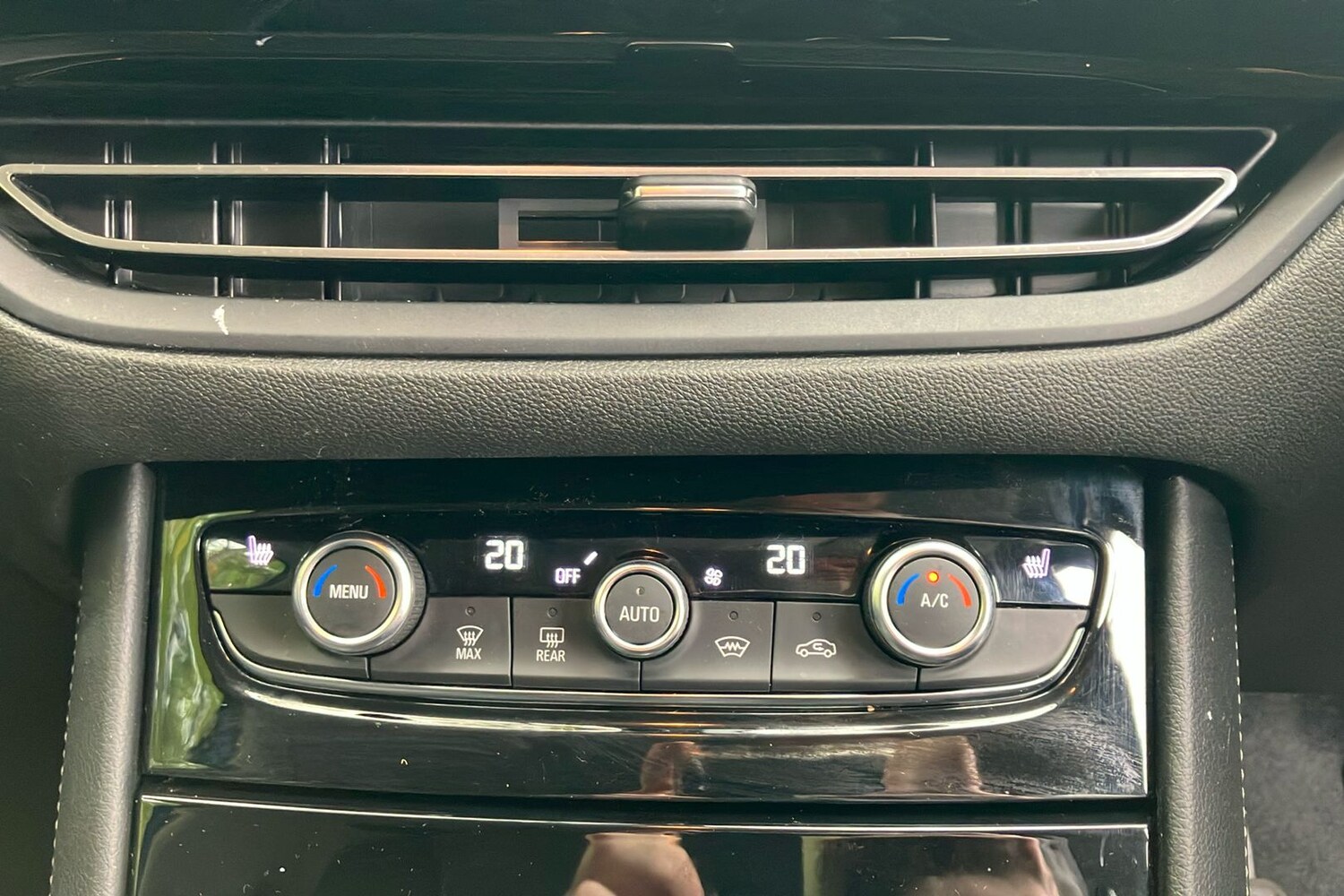 Used Vauxhall Grandland 2023 for sale - 76292790: Photo 43