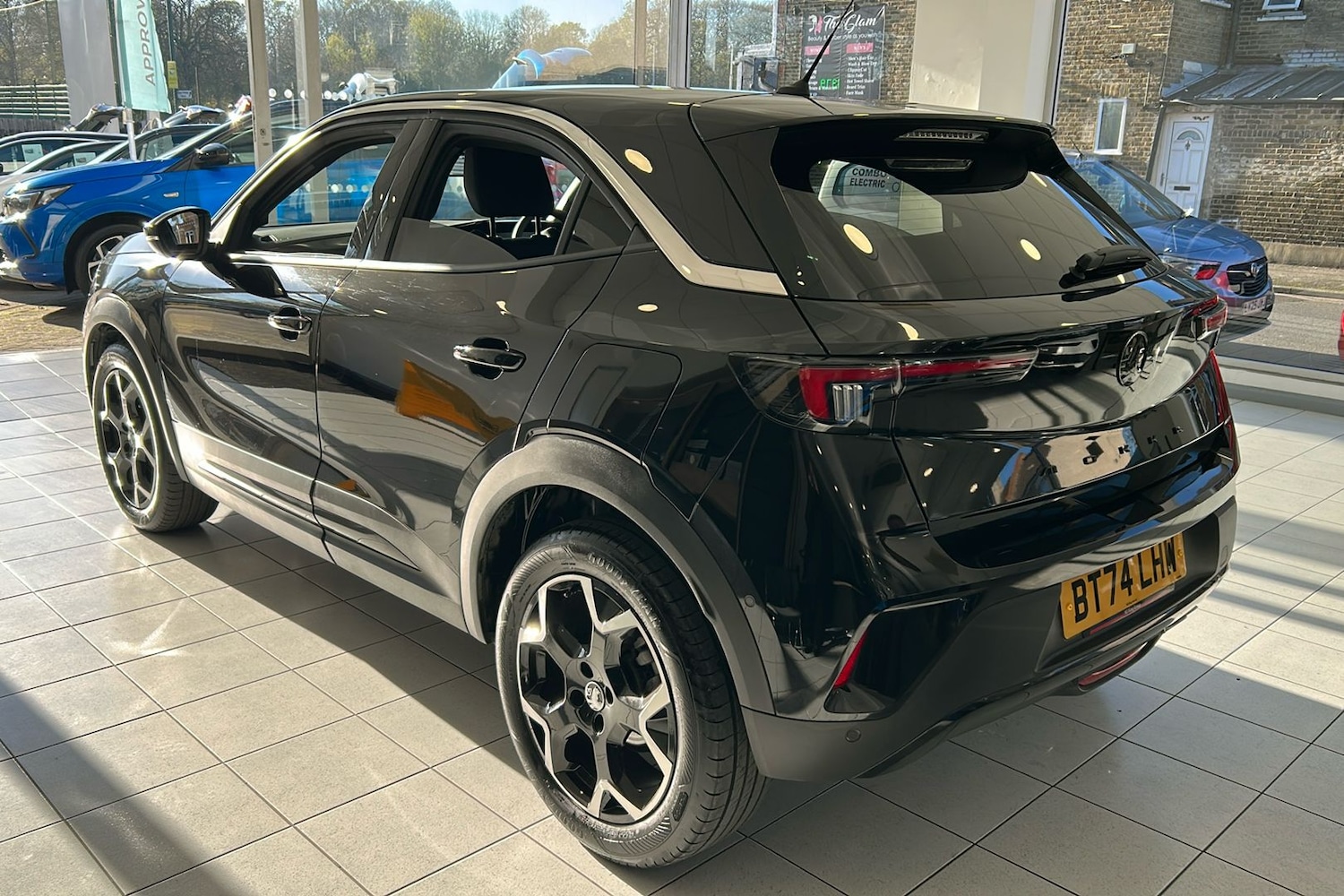 Used Vauxhall Mokka 2024 for sale - 76655701: Photo 2