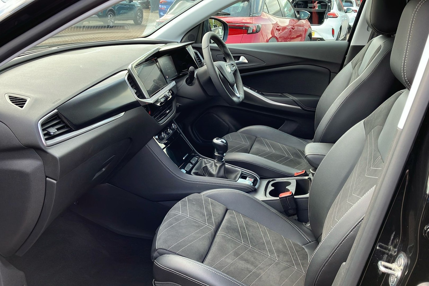 Used Vauxhall Grandland 2024 for sale - 77298158: Photo 3