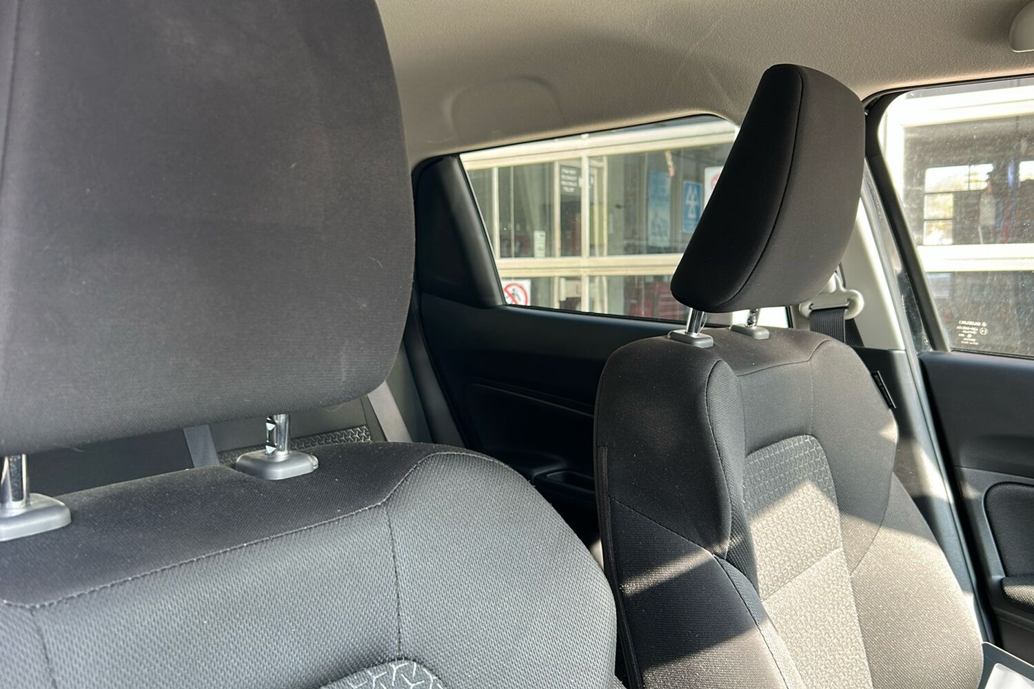 Used Suzuki Swift 2021 for sale - 76245895: Photo 30