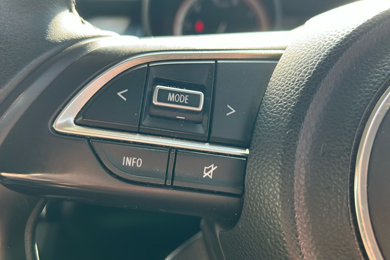 Used Suzuki Swift 2021 for sale - 76245895: Photo 47