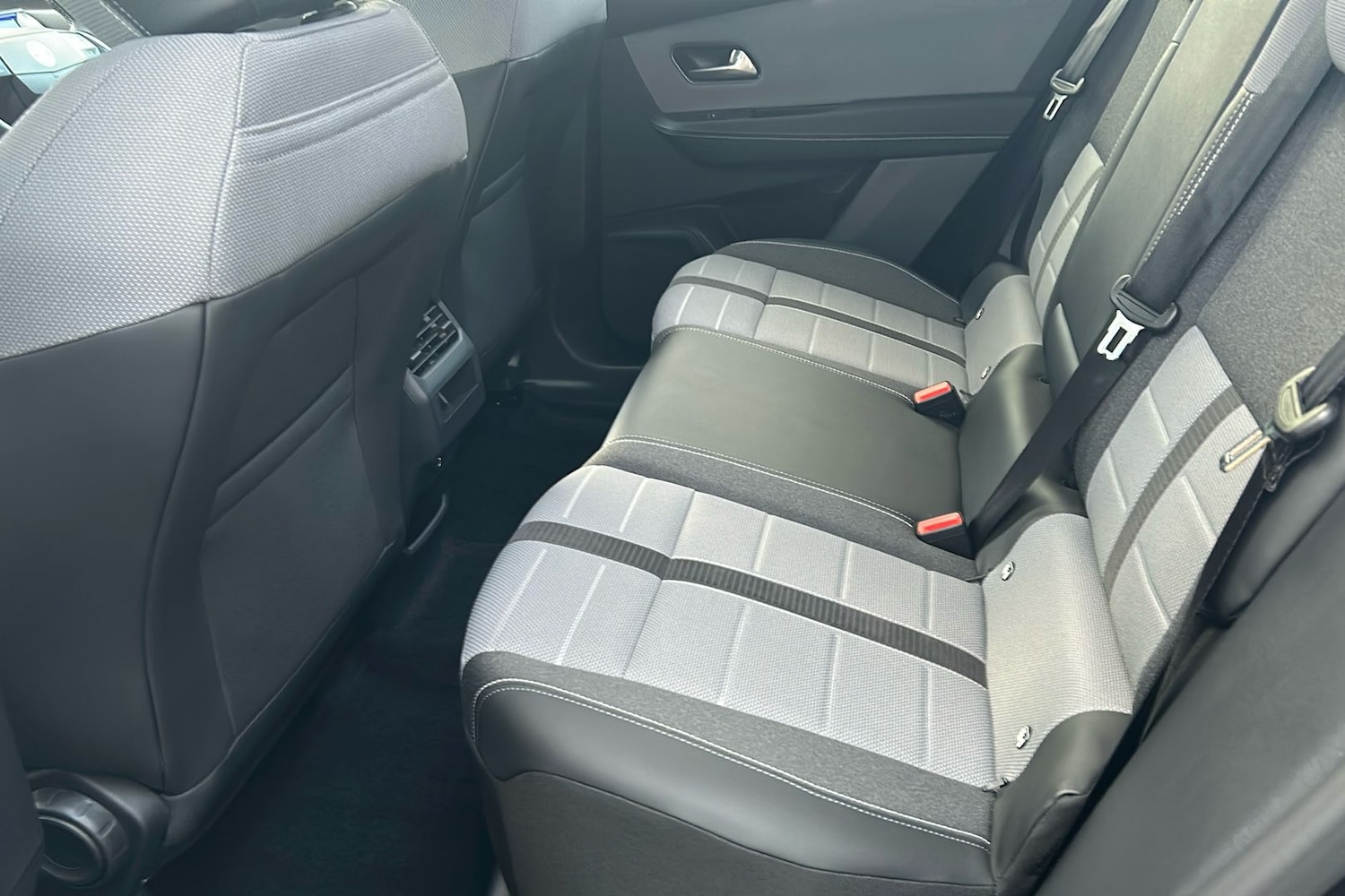 Used Vauxhall Grandland 2025 for sale - 77494558: Photo 5