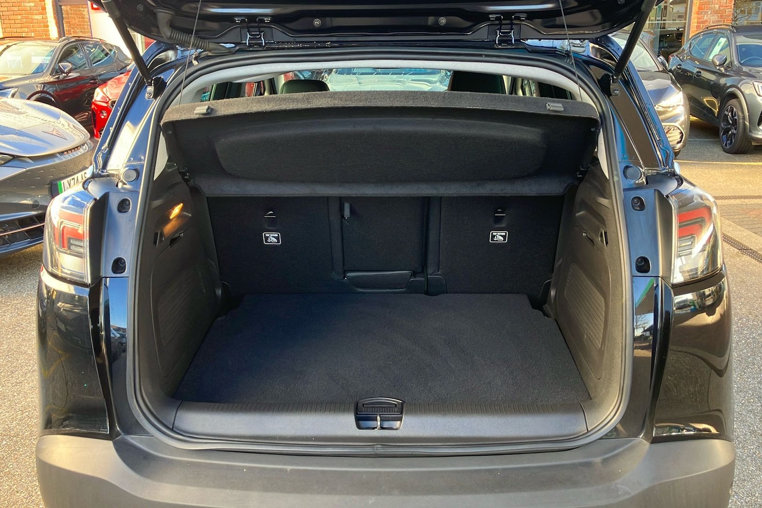 Used Vauxhall Crossland 2024 for sale - 77548098: Photo 12