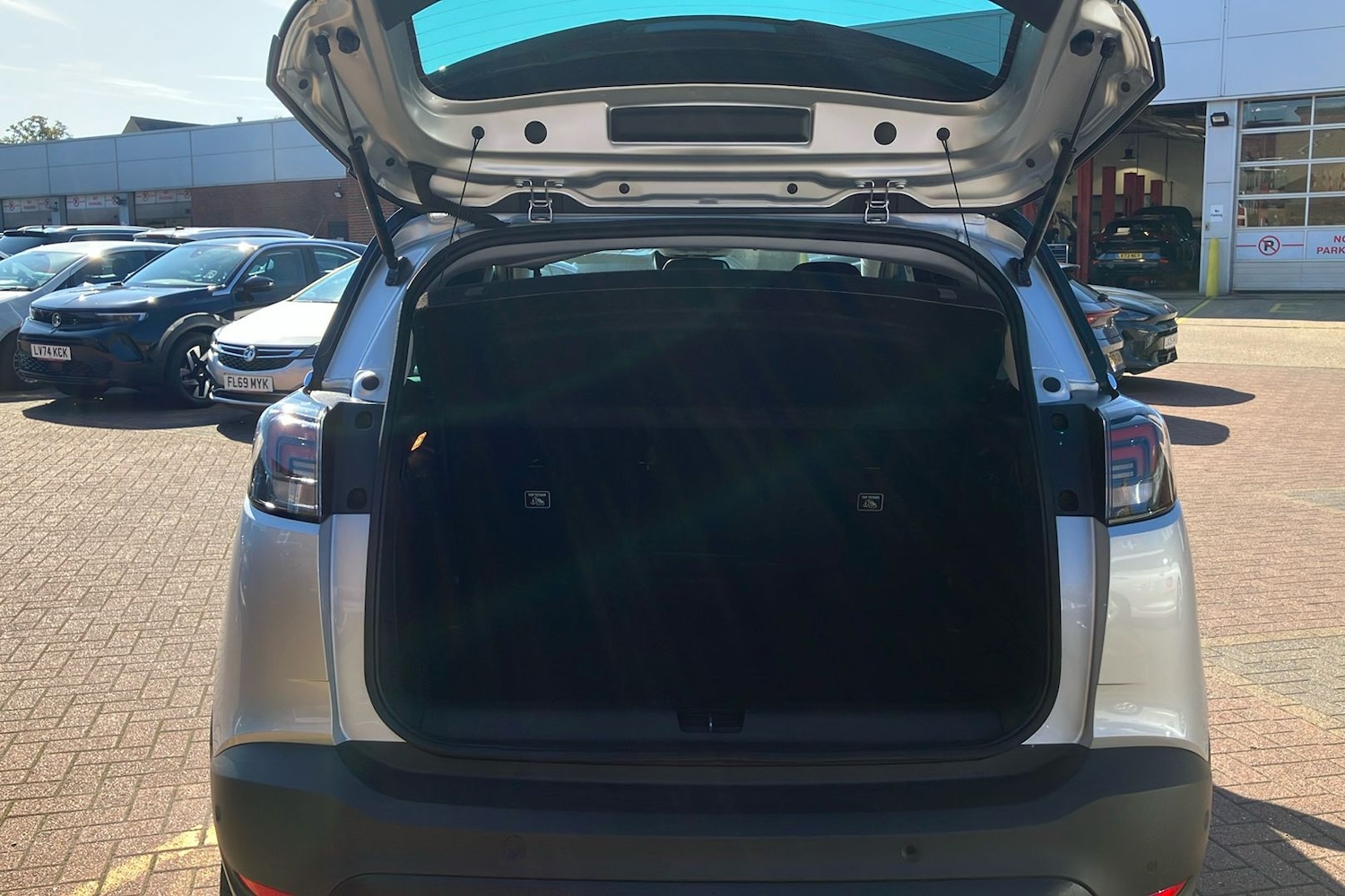 Used Vauxhall Crossland 2024 for sale - 77107432: Photo 35