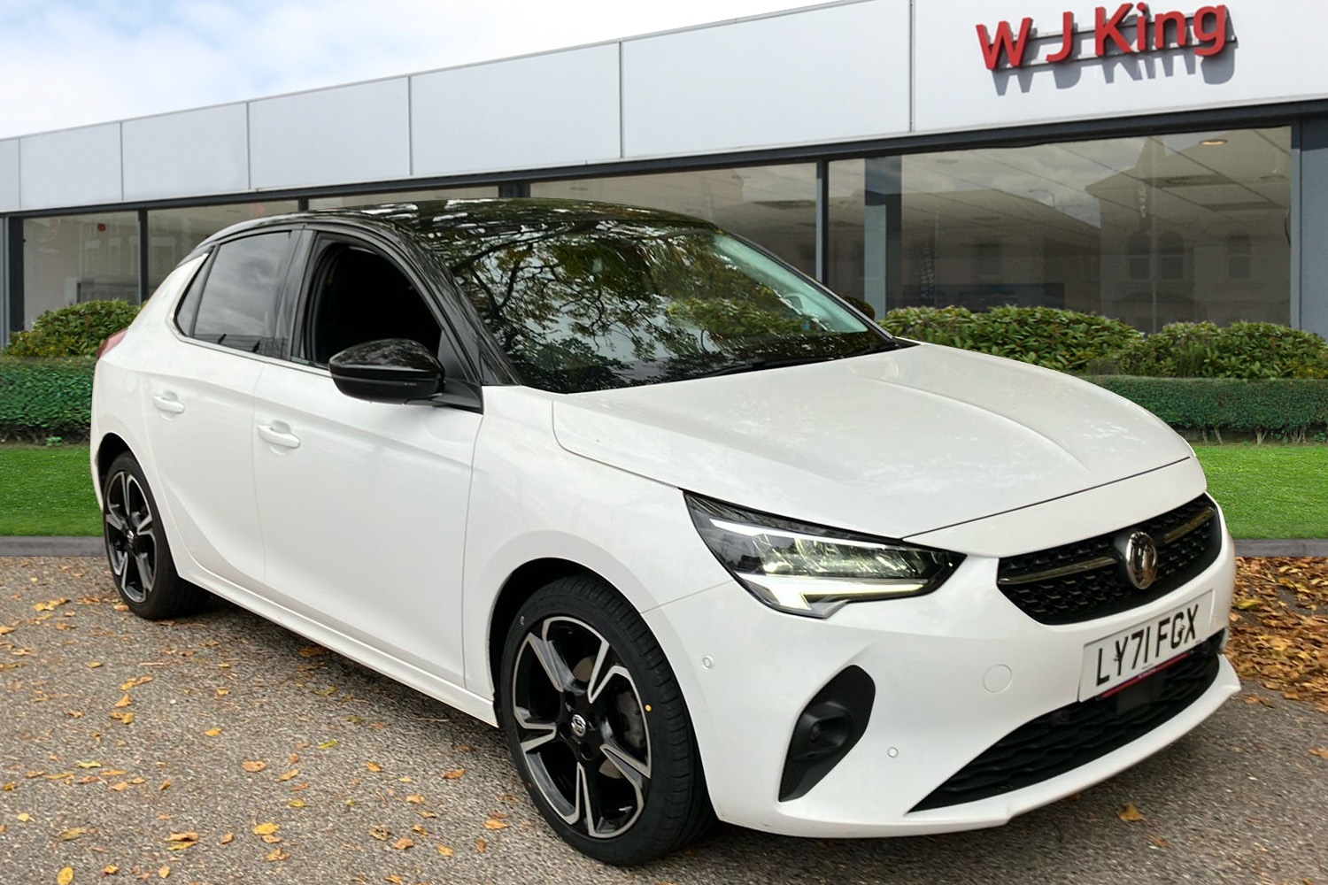 Used Vauxhall Corsa 2022 for sale - 76305025: Photo 1