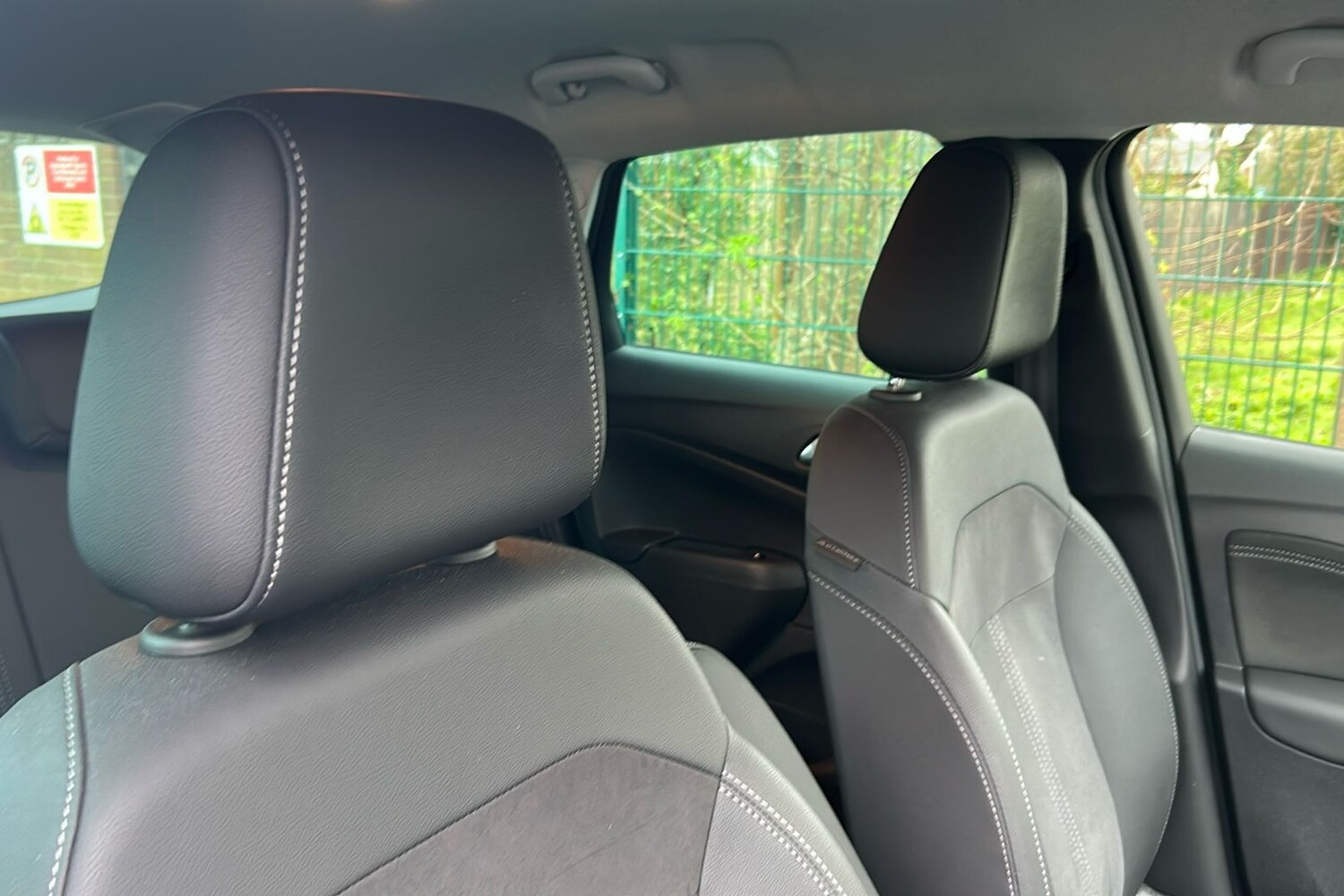 Used Vauxhall Crossland 2023 for sale - 77502499: Photo 30