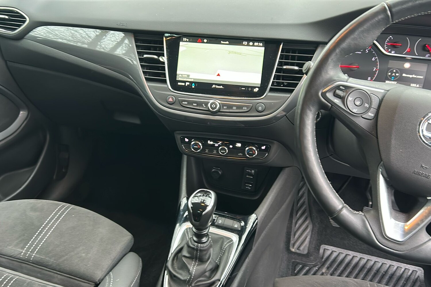 Used Vauxhall Crossland 2023 for sale - 77502499: Photo 32