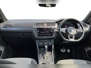 Used Volkswagen Tiguan Allspace 2019 for sale - 79256996: Photo