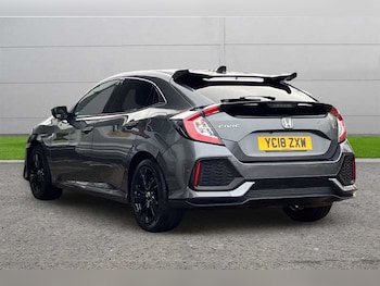 Used Honda Civic 2018 for sale - 76705761: Photo