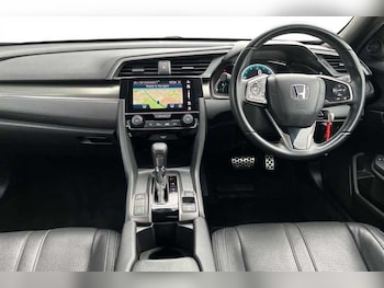 Used Honda Civic 2018 for sale - 76705761: Photo