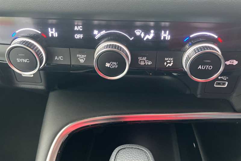 Used Honda HR-V 2024 for sale - 76125053: Photo 15