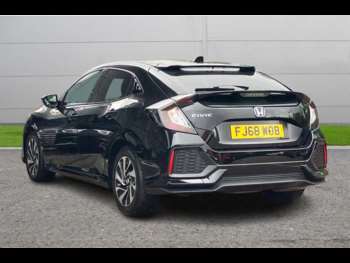 Used Honda Civic 2018 for sale - 74960116: Photo