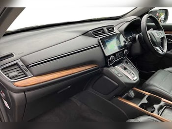 Used Honda CR-V 2019 for sale - 76124935: Photo 2