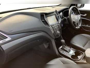 Used Hyundai Santa Fe 2018 for sale - 77588836: Photo