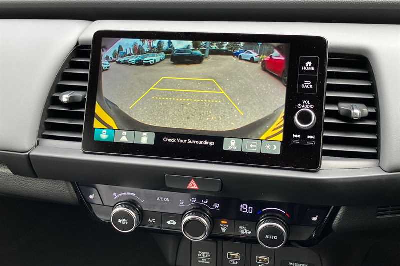 Used Honda Jazz 2024 for sale - 76086941: Photo 15