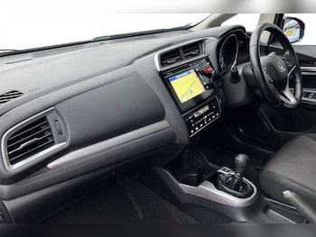 Used Honda Jazz 2016 for sale - 77333415: Photo