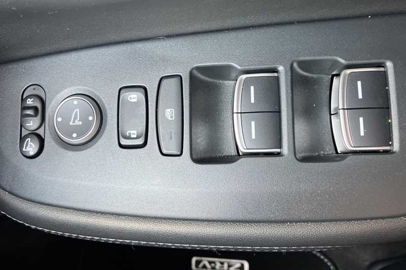 Used Honda ZR-V 2025 for sale - 76096169: Photo 17