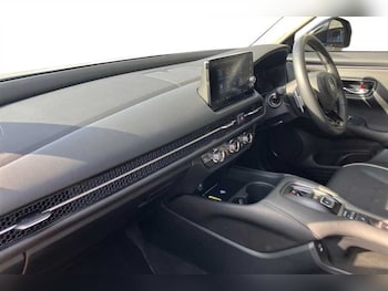 Used Honda ZR-V 2025 for sale - 76096169: Photo 2