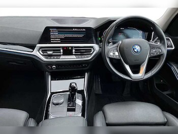 Used BMW 3 Series 2022 for sale - 77428434: Photo