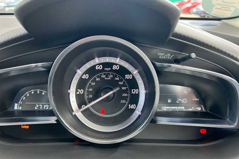 Used Mazda Mazda2 2015 for sale - 77855986: Photo 11