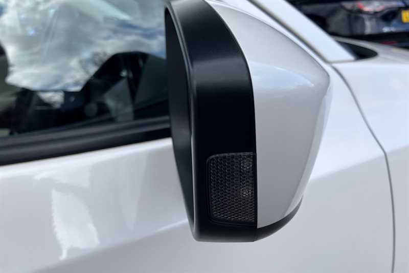 Used Mazda Mazda2 2015 for sale - 77855986: Photo 24